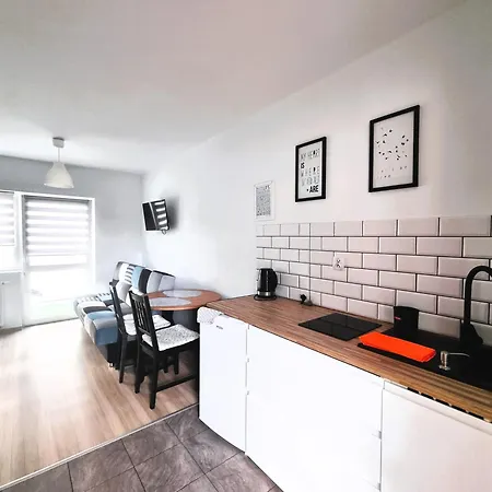 U Loni- W Zacisznym Centrum Nad Morzem Z Parkingiem Apartamento *