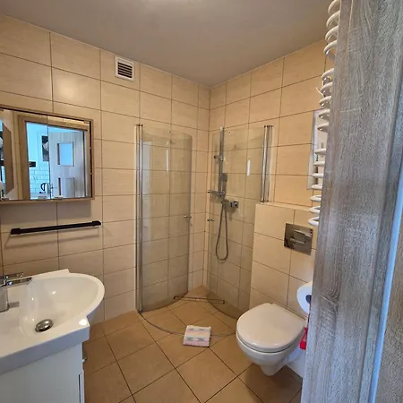 Apartament U Loni- W Zacisznym Centrum Nad Morzem Z Parkingiem *