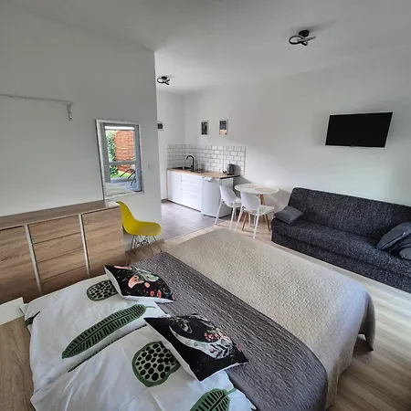 U Loni- W Zacisznym Centrum Nad Morzem Z Parkingiem *