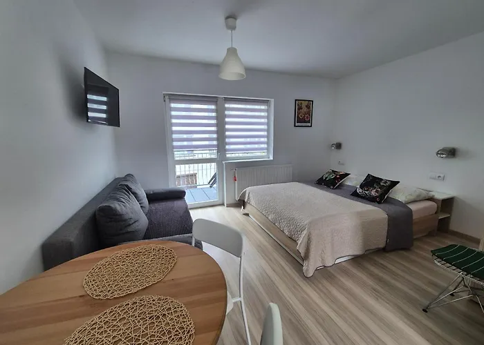 U Loni- W Zacisznym Centrum Nad Morzem Z Parkingiem Lägenhet Pobierowo